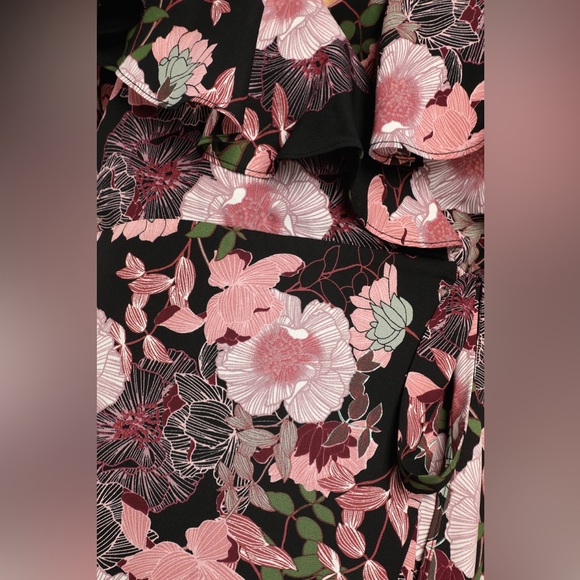 Lulu’s Fully Bloomed Black Floral Off-the-Shoulder Maxi Wrap Dress, Size M - Picture 5 of 8